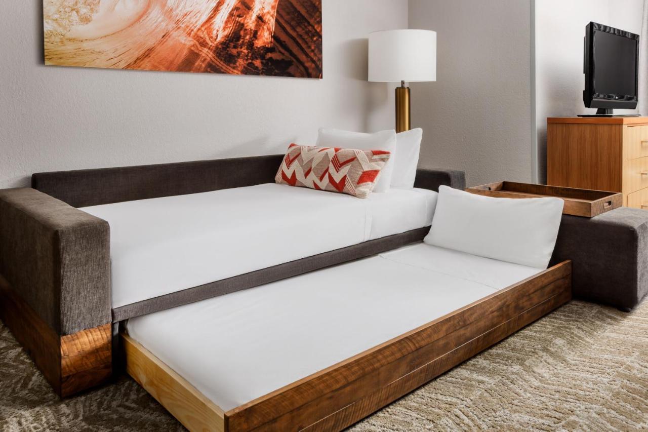 Springhill Providence Hotel