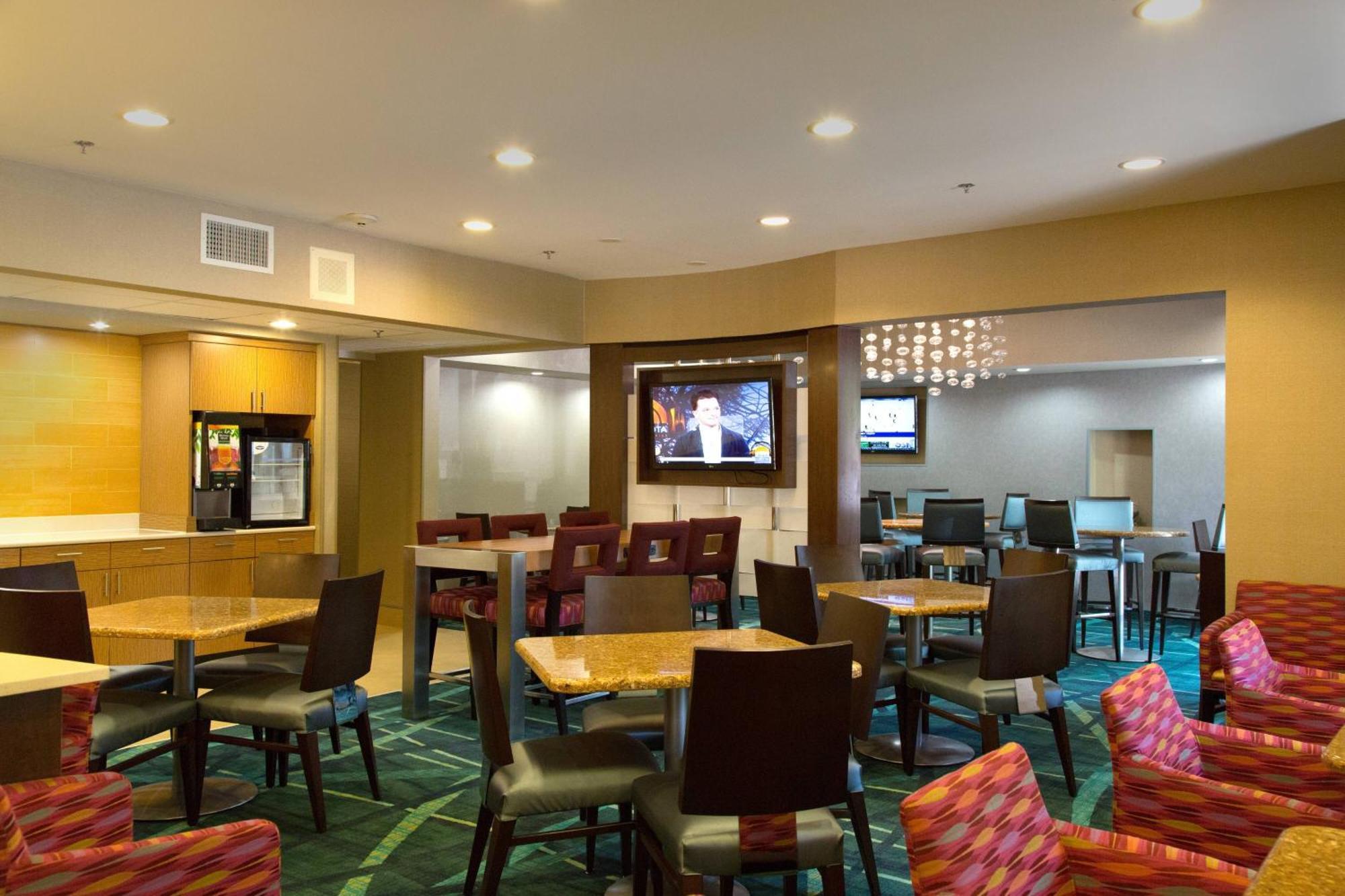 Springhill Providence Hotel 3*